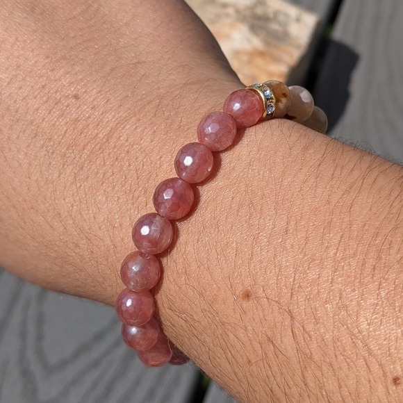 Crystal Flower Agate & Cherry Quartz Bracelet - Picture 5 of 8